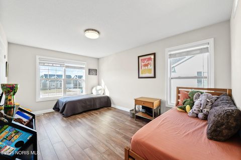 Tiny photo for 4731 Lakeside Drive, Maumee, OH 43537 (MLS # 10003031)