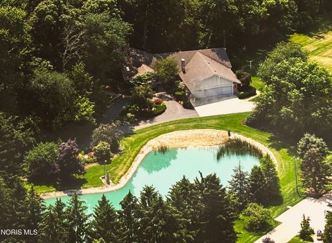 Photo of 1440 S Stadium Road, Oregon, OH 43616 (MLS # 10006340)