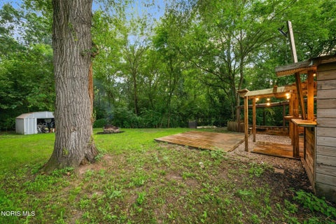 Tiny photo for 6621 Hill Avenue, Toledo, OH 43615 (MLS # 10014829)