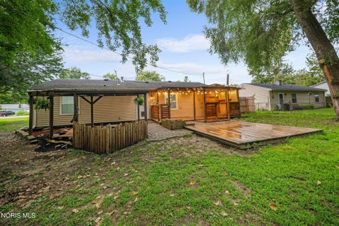 Tiny photo for 6621 Hill Avenue, Toledo, OH 43615 (MLS # 10014829)