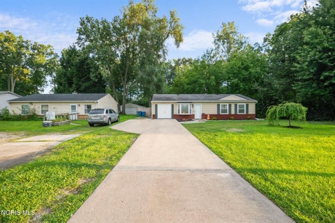 Tiny photo for 6621 Hill Avenue, Toledo, OH 43615 (MLS # 10014829)