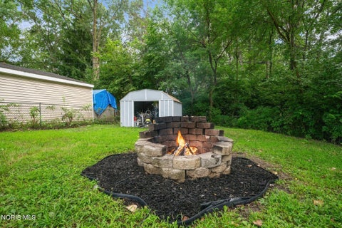 Tiny photo for 6621 Hill Avenue, Toledo, OH 43615 (MLS # 10014829)