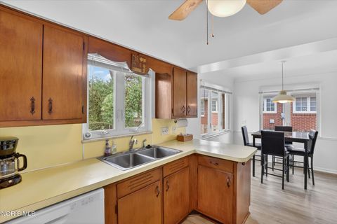 Tiny photo for 3114 Escott Avenue, Toledo, OH 43614 (MLS # 10007648)