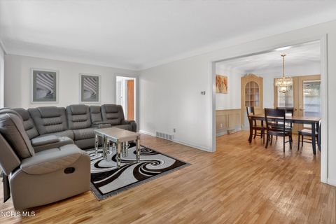 Tiny photo for 3114 Escott Avenue, Toledo, OH 43614 (MLS # 10007648)