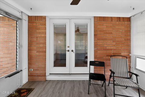 Tiny photo for 3114 Escott Avenue, Toledo, OH 43614 (MLS # 10007648)