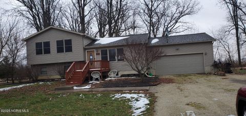 Photo of 111 Pontiac Trail, Montpelier, OH 43543 (MLS # 10002425)
