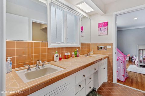 Tiny photo for 3707 W Bancroft Street, Ottawa Hills, OH 43606 (MLS # 10003402)