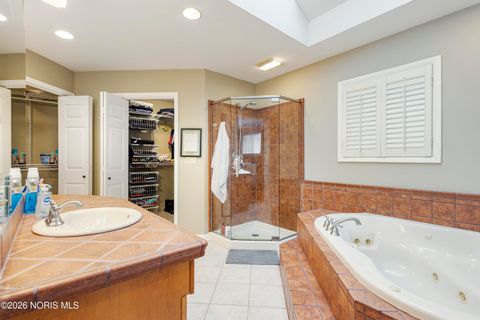 Tiny photo for 3707 W Bancroft Street, Ottawa Hills, OH 43606 (MLS # 10003402)