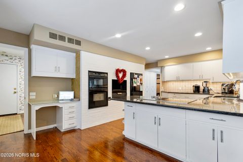 Tiny photo for 3707 W Bancroft Street, Ottawa Hills, OH 43606 (MLS # 10003402)