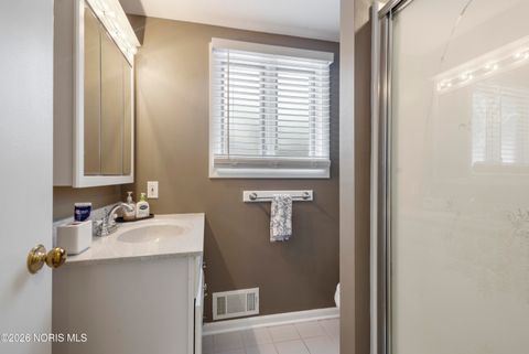 Tiny photo for 3707 W Bancroft Street, Ottawa Hills, OH 43606 (MLS # 10003402)