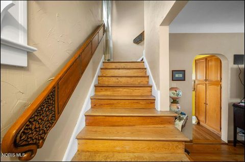 Tiny photo for 3440 Starr Avenue, Oregon, OH 43616 (MLS # 10004561)