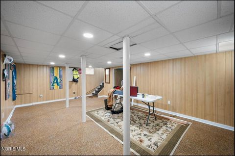 Tiny photo for 3440 Starr Avenue, Oregon, OH 43616 (MLS # 10004561)