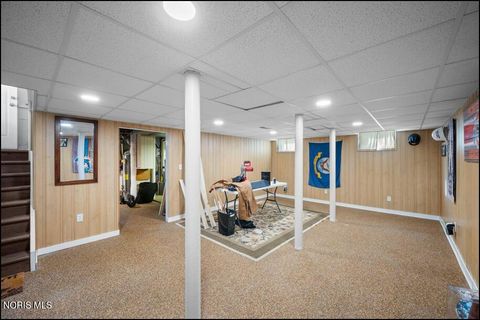 Tiny photo for 3440 Starr Avenue, Oregon, OH 43616 (MLS # 10004561)