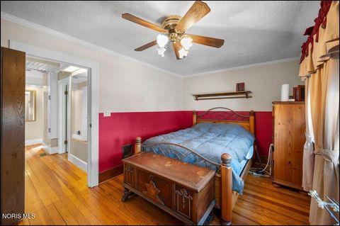 Tiny photo for 3440 Starr Avenue, Oregon, OH 43616 (MLS # 10004561)