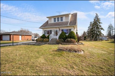 Tiny photo for 3440 Starr Avenue, Oregon, OH 43616 (MLS # 10004561)