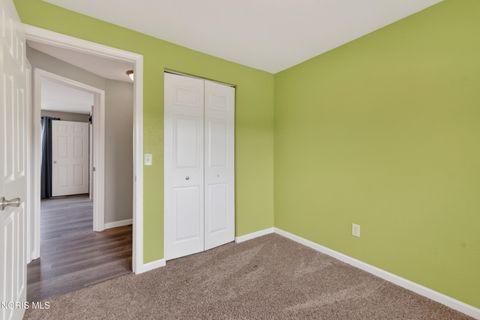 Tiny photo for 5449 Brook Point Road, Toledo, OH 43611 (MLS # 10006455)