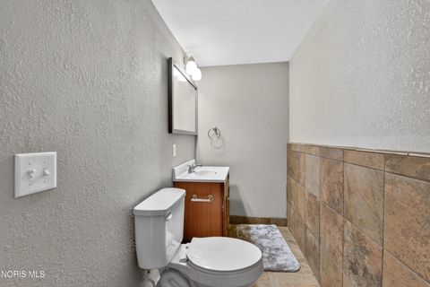 Tiny photo for 5449 Brook Point Road, Toledo, OH 43611 (MLS # 10006455)