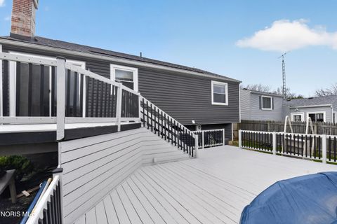 Tiny photo for 5449 Brook Point Road, Toledo, OH 43611 (MLS # 10006455)