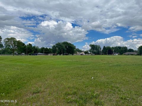 Photo of 306 S Tarr, North Baltimore, OH 45872 (MLS # 10004238)