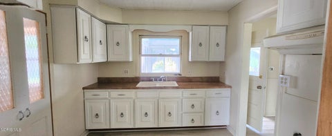 Tiny photo for 3252 Astor Avenue, Toledo, OH 43614 (MLS # 10013914)