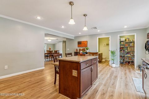 Tiny photo for 500 Blue Bonnet Drive, Findlay, OH 45840 (MLS # 10000189)