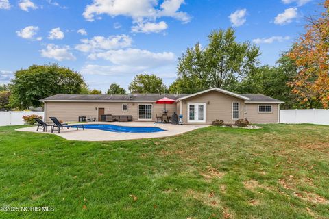 Tiny photo for 500 Blue Bonnet Drive, Findlay, OH 45840 (MLS # 10000189)