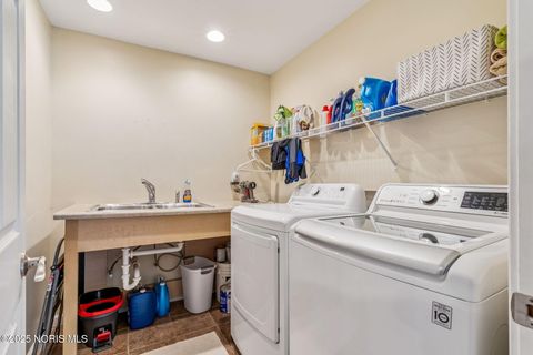 Tiny photo for 500 Blue Bonnet Drive, Findlay, OH 45840 (MLS # 10000189)