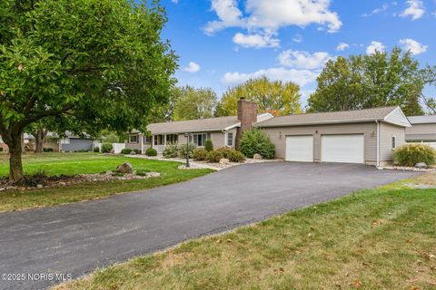 Tiny photo for 500 Blue Bonnet Drive, Findlay, OH 45840 (MLS # 10000189)