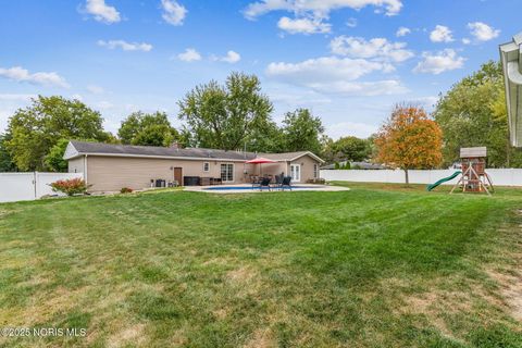 Tiny photo for 500 Blue Bonnet Drive, Findlay, OH 45840 (MLS # 10000189)
