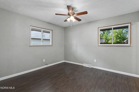 Tiny photo for 5622 Fenwick Drive, Toledo, OH 43623 (MLS # 10007562)