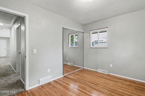 Tiny photo for 5622 Fenwick Drive, Toledo, OH 43623 (MLS # 10007562)