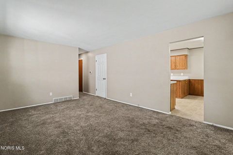 Tiny photo for 5622 Fenwick Drive, Toledo, OH 43623 (MLS # 10007562)