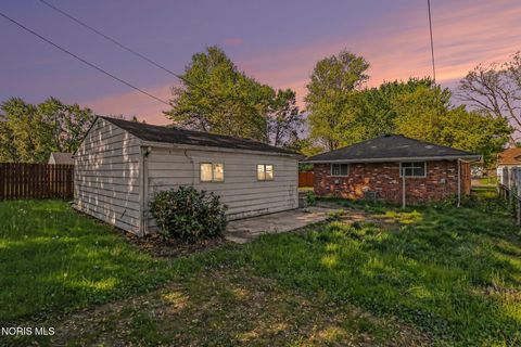 Tiny photo for 5622 Fenwick Drive, Toledo, OH 43623 (MLS # 10007562)