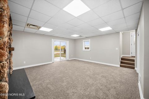 Tiny photo for 187 E Broadway Street, Toledo, OH 43605 (MLS # 10000610)