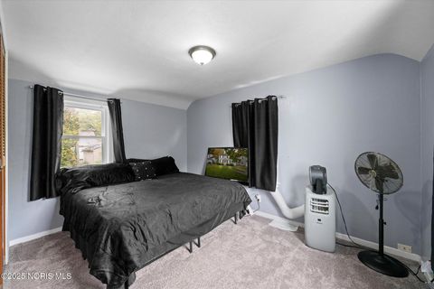 Tiny photo for 2146 Marlow Road, Toledo, OH 43613 (MLS # 10000749)