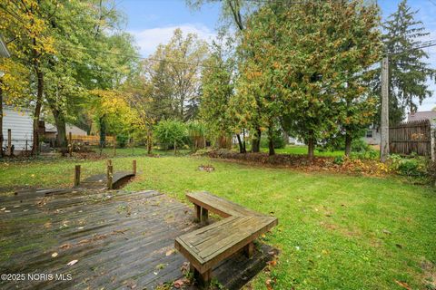 Tiny photo for 2146 Marlow Road, Toledo, OH 43613 (MLS # 10000749)