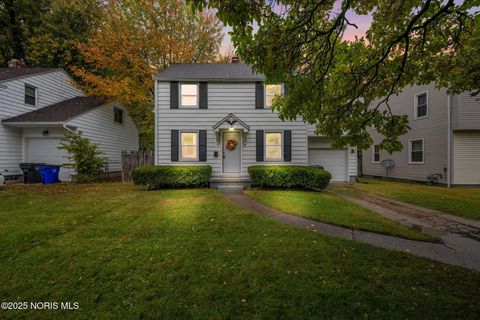 Photo of 2146 Marlow Road, Toledo, OH 43613 (MLS # 10000749)
