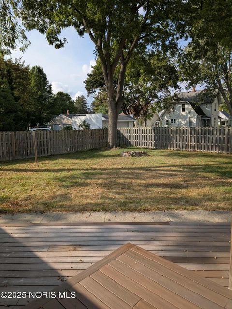 Tiny photo for 122 Wolfly Avenue, Bowling Green, OH 43402 (MLS # 10001794)