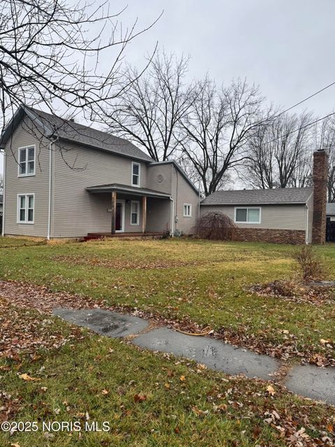 122 Wolfly Avenue Bowling Green OH 43402
