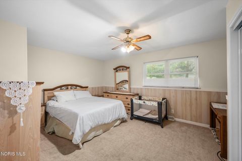 Tiny photo for 3658 Lauderdale Drive, Toledo, OH 43615 (MLS # 10007852)