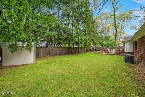 Tiny photo for 3658 Lauderdale Drive, Toledo, OH 43615 (MLS # 10007852)