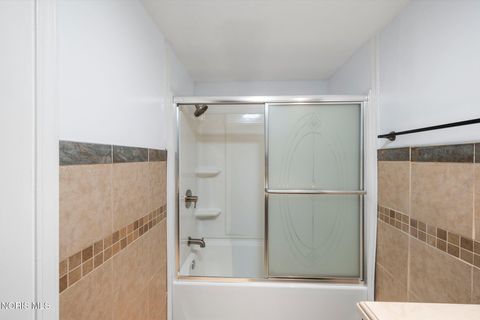 Tiny photo for 3658 Lauderdale Drive, Toledo, OH 43615 (MLS # 10007852)