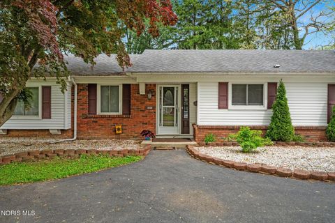 Tiny photo for 3658 Lauderdale Drive, Toledo, OH 43615 (MLS # 10007852)