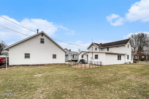 Tiny photo for 227 E Lynn Street, Edgerton, OH 43517 (MLS # 10004732)