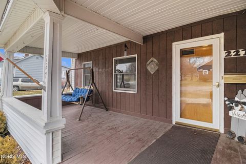 Tiny photo for 227 E Lynn Street, Edgerton, OH 43517 (MLS # 10004732)