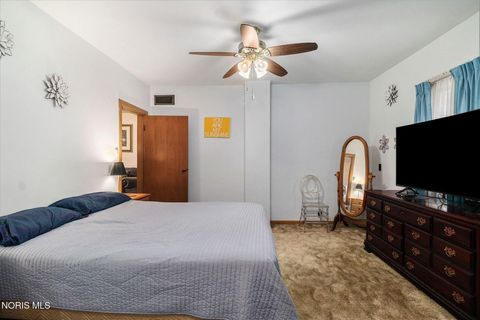 Tiny photo for 227 E Lynn Street, Edgerton, OH 43517 (MLS # 10004732)