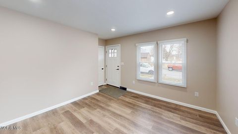 Tiny photo for 110 S Monroe Street, Fremont, OH 43420 (MLS # 10004377)