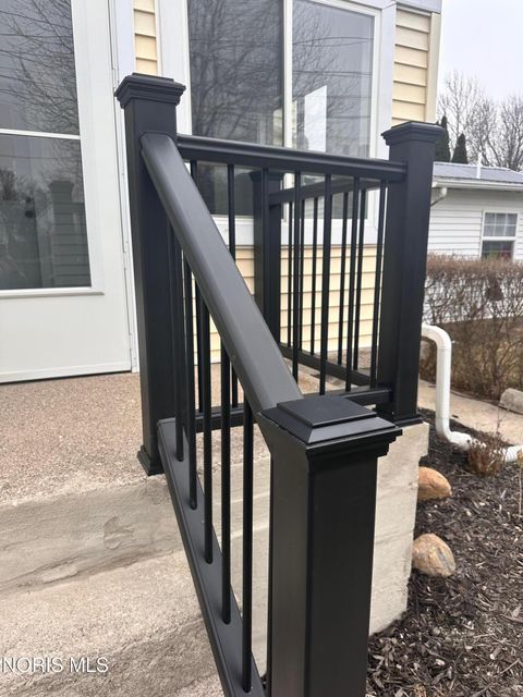 Tiny photo for 110 S Monroe Street, Fremont, OH 43420 (MLS # 10004377)