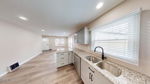 Tiny photo for 110 S Monroe Street, Fremont, OH 43420 (MLS # 10004377)