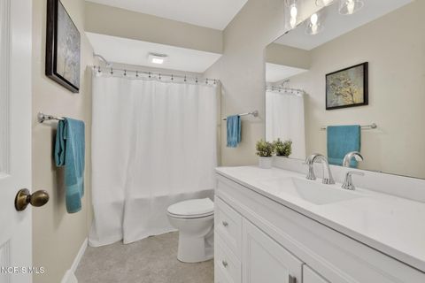 Tiny photo for 3134 Evergreen Road, Toledo, OH 43606 (MLS # 10007593)